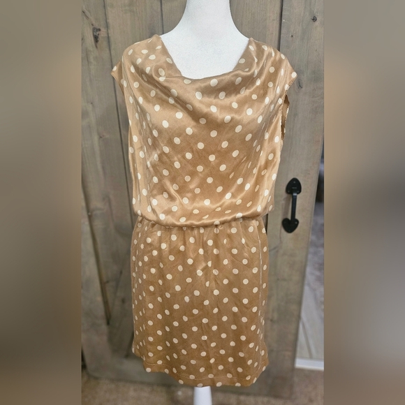 ROBERT RODRIGUEZ 100% Silk Polka Dot Draped Neck Mini Dress. Tan/cream. Size 2 - Picture 6 of 15